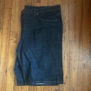 TOMMY HILFIGER DARK WASH DENIM SHORTS SZ 20